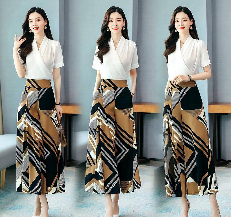 韩版的苹果支持:女人洋气穿搭：小盖袖西装两件套裙，优雅通勤风格，气质减龄